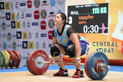 “พชรเมธี-ดวงอักษร-รุ่งสุริยา” เหมาคนละ 3 เหรียญทอง รุ่นใหญ่ร ... Image 17