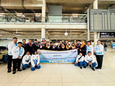 จอมพลังดาวรุ่งชุดสู้ศึกเอเชียหอบเหรียญรางวัลกลับถึงไทยแล้ว Image 4