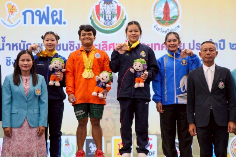 “เยาวเรศ” เหมา 3 เหรียญทอง-รุ่น 79 กิโลกรัม ชาย แบ่งเหรียญทอ ... Image 1