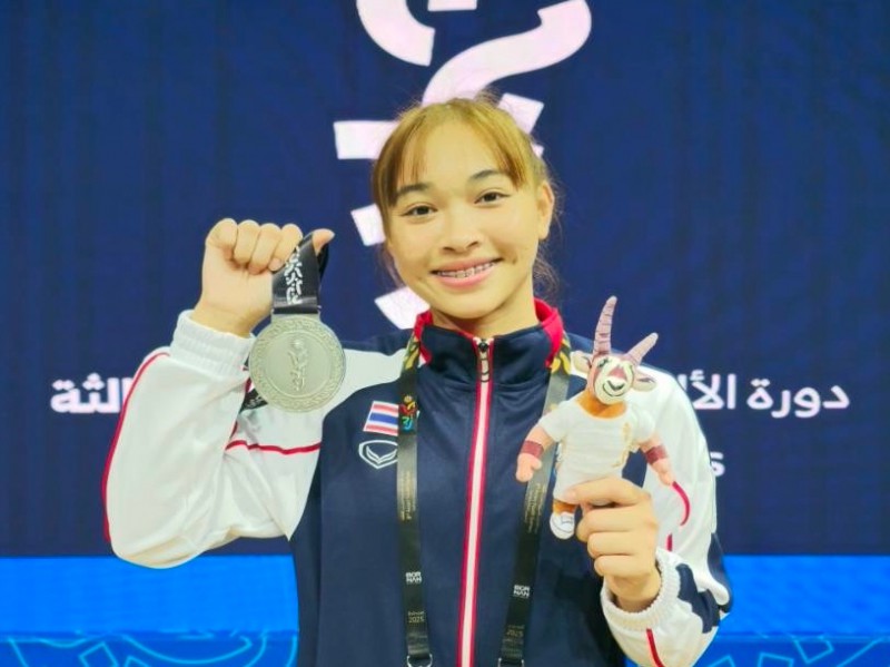 เหรียญมาแล้วจ้า! “กนิษฐา” คว้าเหรียญเงิน ท่าสแนทช์ รุ่น 58 ก ... Image 1