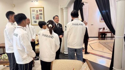 คณะยกน้ำหนักทีมชาติไทยชุดเอเชี่ยนยูธเกมส์ 2025 ที่ประเทศบาห์ ... Image 7