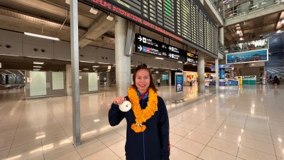 คณะนักกีฬายกน้ำหนักชุด “กาตาร์ คัพ” เดินทางกลับถึงไทยแล้ว Image 5