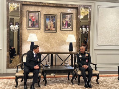 สมาคมกีฬายกน้ำหนักฯ-ชมรมกอล์ฟเพื่อนพี่ยอด มอบ 1 ล. สร้างบังเ ... Image 3