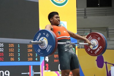 “นันทวุฒิ-อภิชญา-ฤกษ์ชัย” คว้าคนละ 3 เหรียญทอง ศึก EGAT ระดั ... Image 51