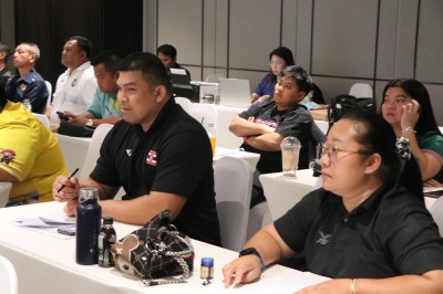 เสริมแกร่งผู้ฝึกสอนยกน้ำหนักเข้มข้นเน้นวิทยาศาสตร์การกีฬาขั้ ... Image 9