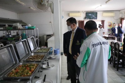 พล.อ.วิชญ์ ตรวจเยี่ยมการฝึกซ้อมของทัพยกน้ำหนักทีมชาติไทย ที่ ... Image 19