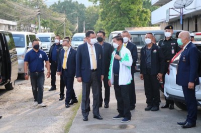 พล.อ.วิชญ์ ตรวจเยี่ยมการฝึกซ้อมของทัพยกน้ำหนักทีมชาติไทย ที่ ... Image 4