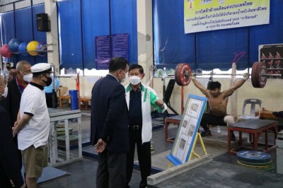 พล.อ.วิชญ์ ตรวจเยี่ยมการฝึกซ้อมของทัพยกน้ำหนักทีมชาติไทย ที่ ... Image 21