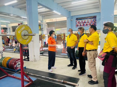 กฟผ. เยี่ยมชมการฝึกซ้อมนักยกน้ำหนักทีมชาติไทย Image 6