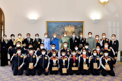 นายกฯ ประยุทธ์ เปิดทำเนียบชื่นชมทัพยกเหล็กพร้อมหนุนด้านอาชีพ Image 1