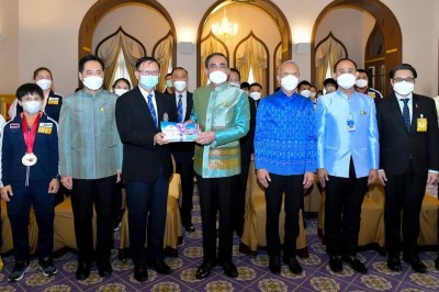 นายกฯ ประยุทธ์ เปิดทำเนียบชื่นชมทัพยกเหล็กพร้อมหนุนด้านอาชีพ Image 2