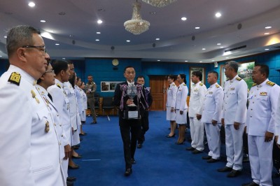อัญเชิญถ้วยพระราชทานฯ การแข่งขัน EGAT ยกน้ำหนักชิงชนะเลิศแห่ ... Image 8