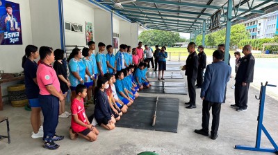สมาคมกีฬายกน้ำหนักฯ ชื่นชม สโมสรโรงเรียนศีขรภูมิพิสัย และ สโ ... Image 3