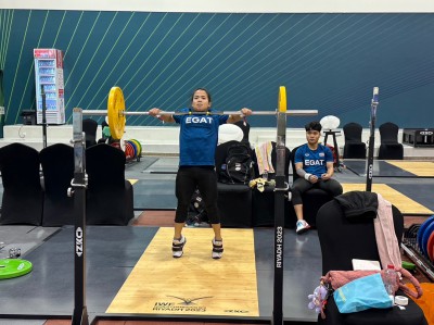 Thai Weightlifting Contingent Arrives in Riyadh - Hits the G ... Image 1