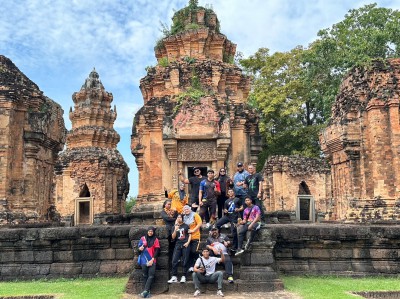 Malaysian Superpower Weightlifting Club Visits the Splendid  ... Image 1