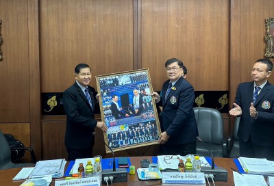 Prachya Keeratinan, President of the TAWA, Congratulates Maj ... Image 1