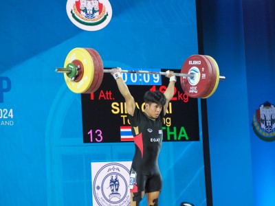 ”ธีรพงศ์“ งัดทีเด็ดท่าคลีนแอนด์เจิร์กคว้าเหรียญเงิน รุ่น 61  ... Image 14